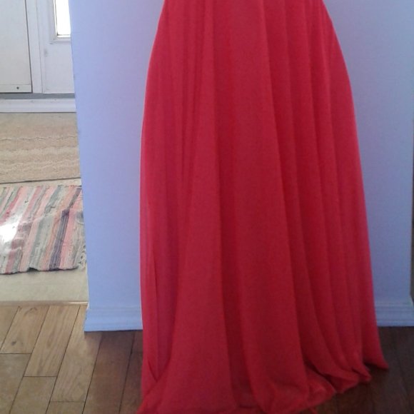 GRAD/PROM FORMAL DRESS NEW - Picture 3 of 10